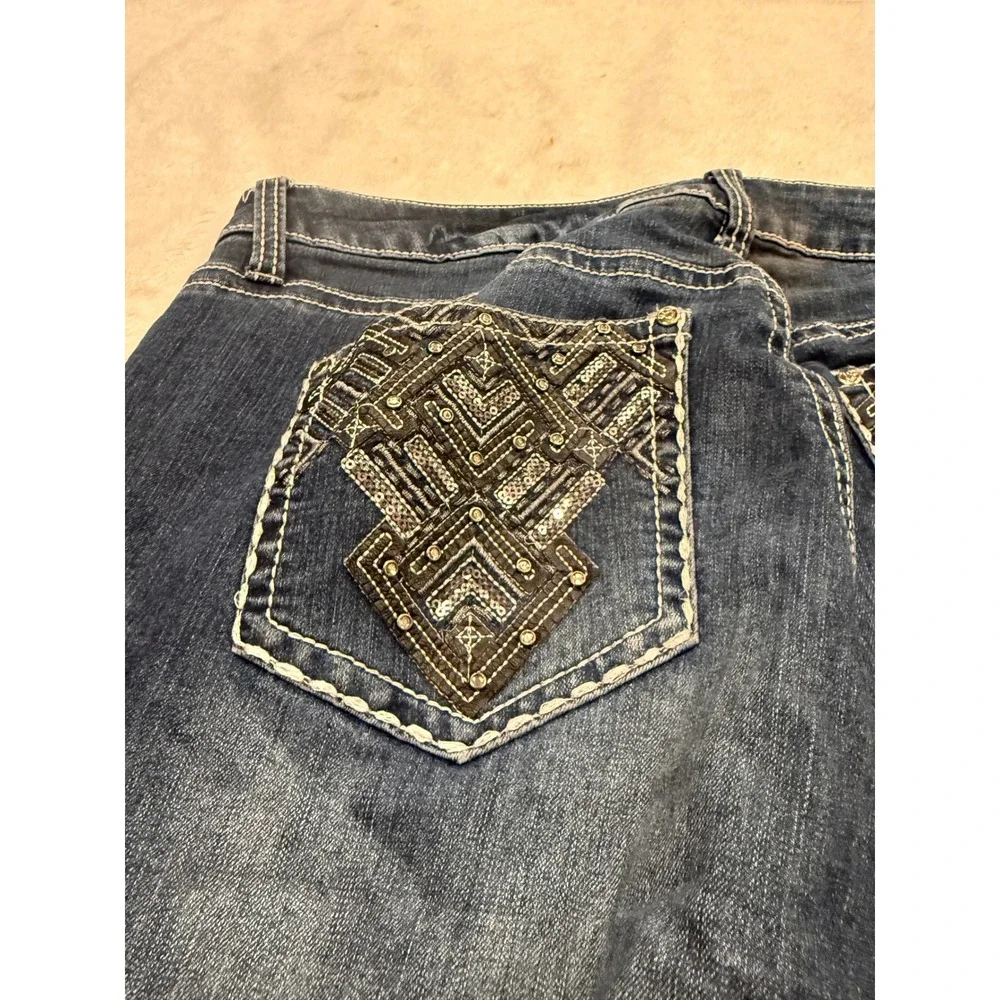 Love Indigo Womens Bootcut Jeans Size 18 Dark Wash Embroidered Sequin Pockets